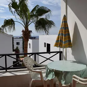  Apartment Reni